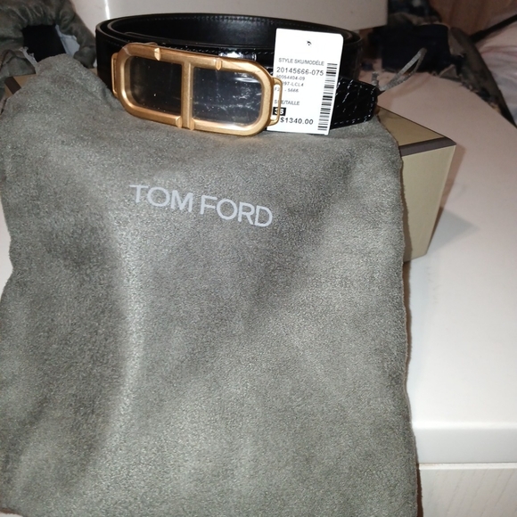 Mens crocodile pattern leather belt - Picture 3 of 5